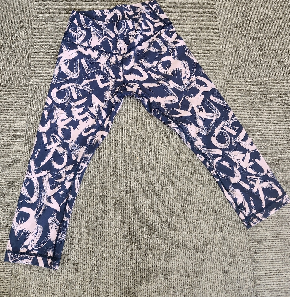 Lululemon Wunder Under Cropped Leggings